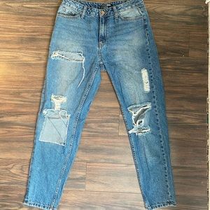 cute ripped boyfriend jeans